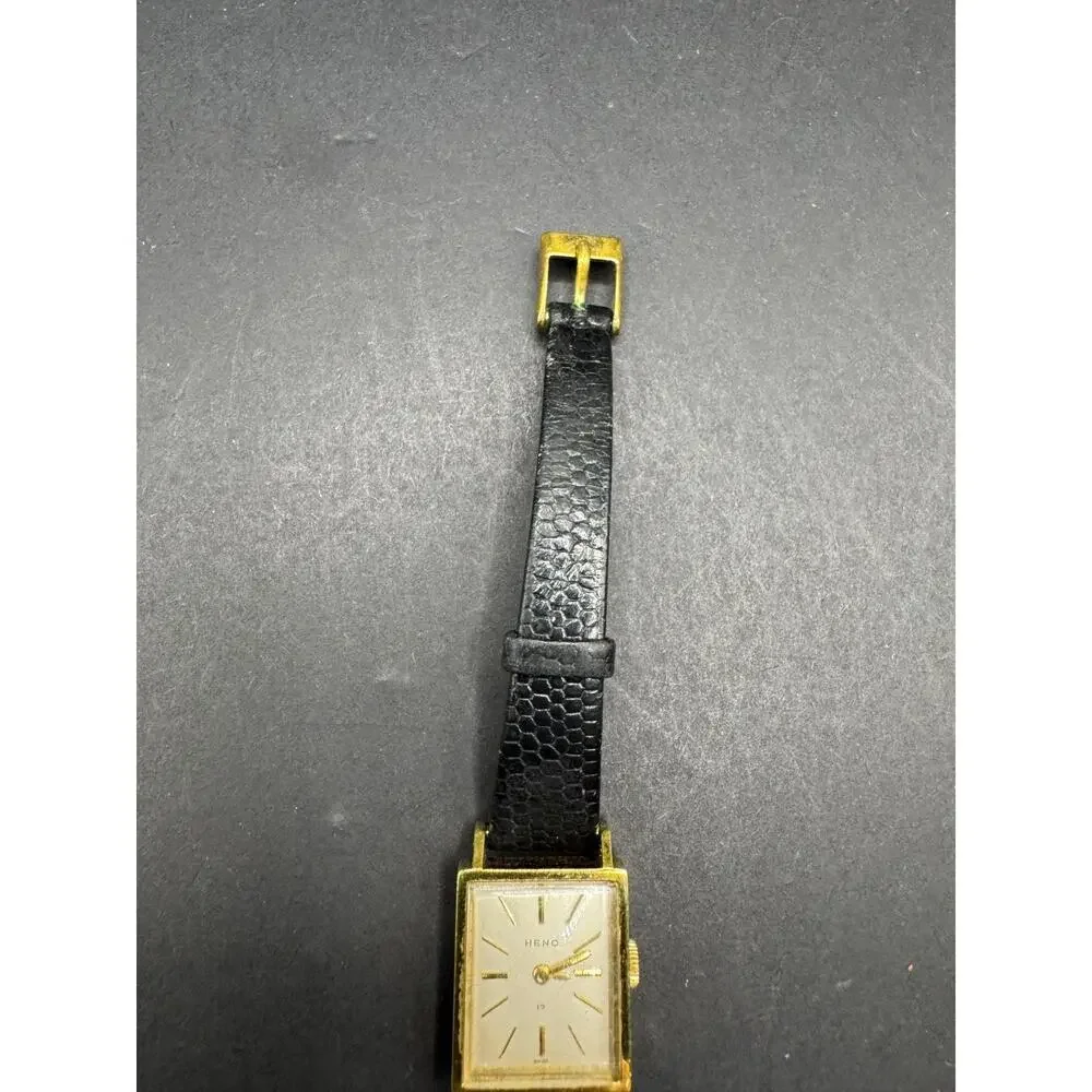 Vintage Heno Gold Tone 17 Jewels Swiss Made Wristwatch Black Leather Band